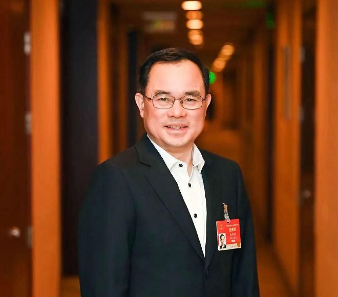 聚焦新能源、自动驾驶 车企两会代表建言献策