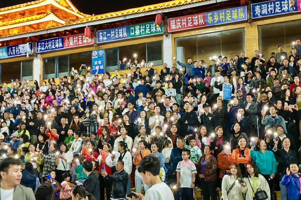 “上新”不断，“火力”不减 “网红”城市“五一”文旅市场观察