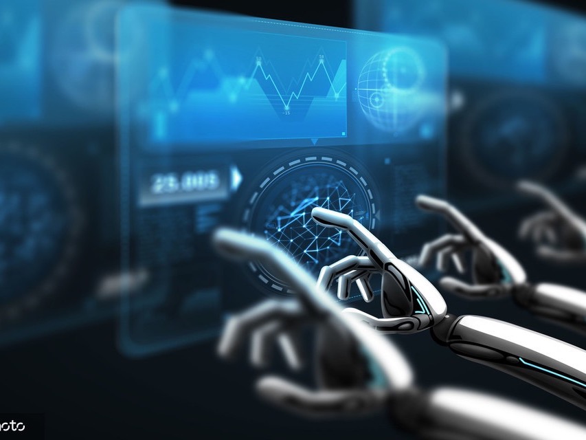 大模型迈入应用井喷期，百度升级7款大模型应用